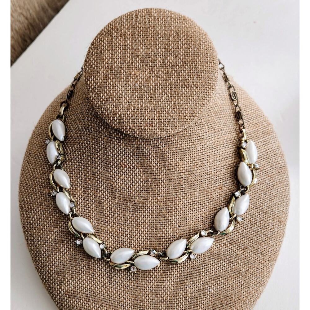 Vtg Lisner Choker Necklace Pale Gold Tone Rhinestones White Plastic Cabs